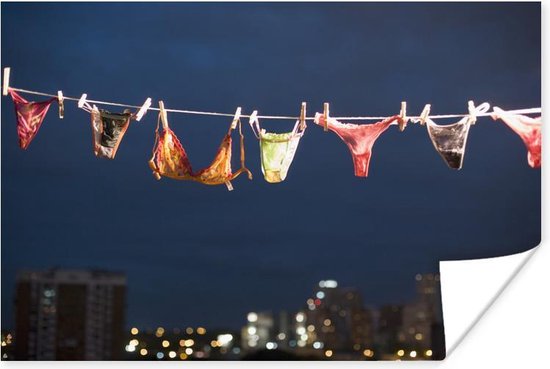 Poster Sous-vêtements femme sur la corde à linge 180x120 cm - Tirage photo  sur Poster... | bol.com