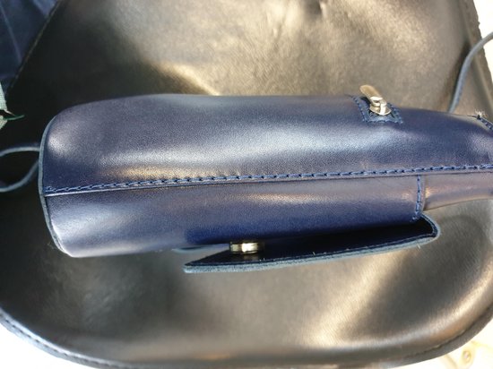 Vera Pelle) petit sac bandoulière cuir italien couleur bleu | bol.com
