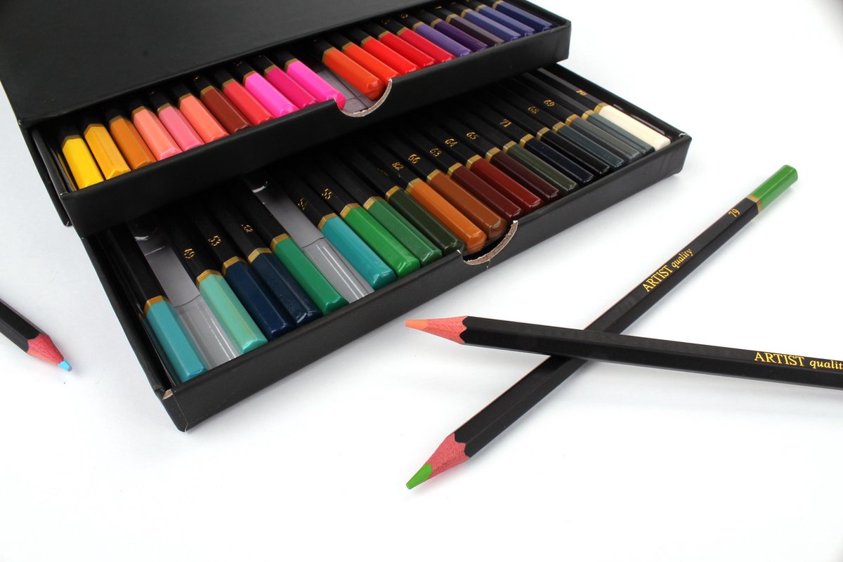 Craft Sensations Kit de Crayons de Couleur Enfants Adultes, Ensemble de 48  Pièces en Boîte en Carton Écologique