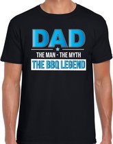 Dad the legend barbeque cadeau t-shirt zwart voor heren - vaderdag / verjaardag - kado shirt / outfit XL