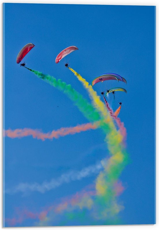 Acrylglas - Parachutes met Gekleurde Rook in de Lucht - 40x60cm Foto op Acrylglas (Met Ophangsysteem)