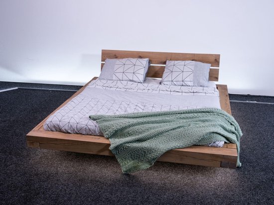 Persoon belast met sportgame huurder ik wil Zwevend eiken bed - Houten bed - 200 x 200 - twee persoons bed - inclusief  hoofdbord | bol.com