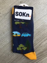 SOKn. trendy sokken "KAMPEREN / ER OP UIT !" maat 40-46  (Ook leuk om kado te geven !)