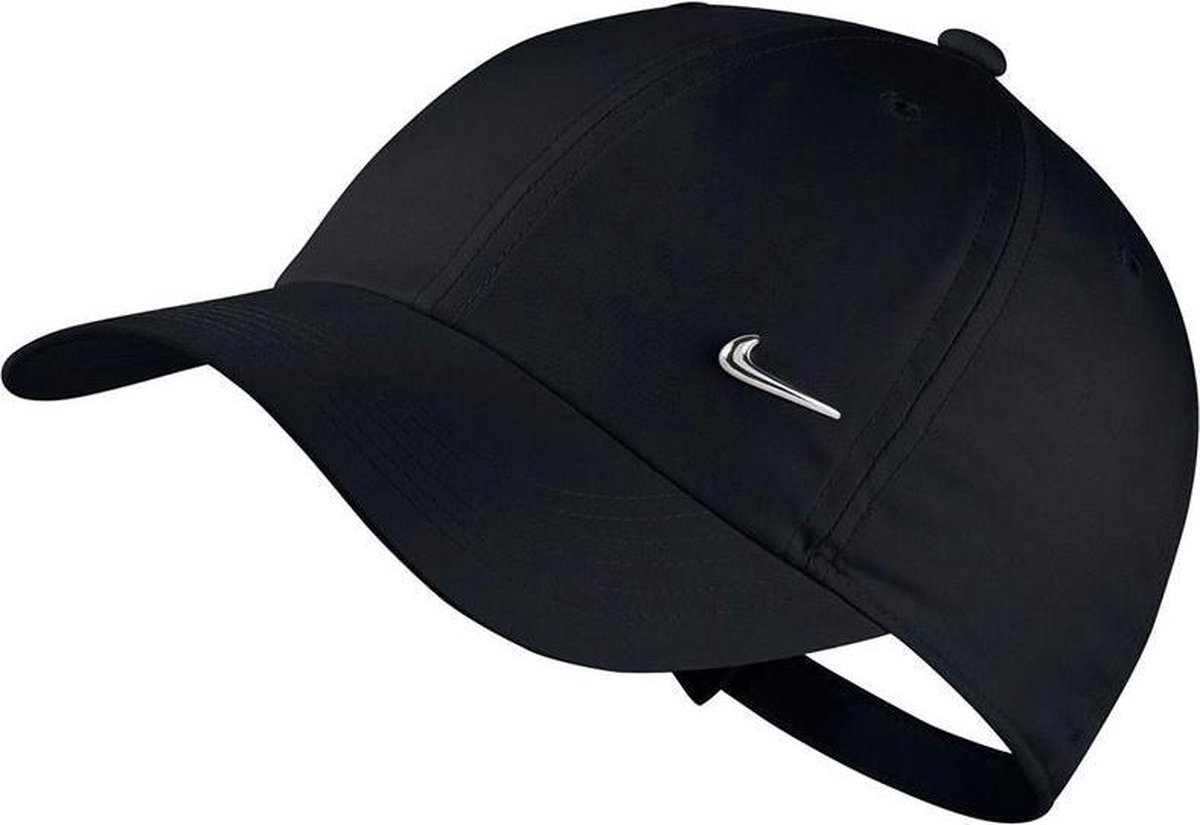 nike cap with metal swoosh