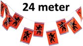 Oranje Vlaggetjes met Leeuw - Oranje vlaggenlijn - EK accessoires - Oranje versiering - EK 2021 - EK voetbal - 24 meter - 30 x 20cm - WK 2022 - Oranje Versiering