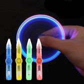 Lichtgevende Fidget Spinner Pen - de nieuwste rage! | Geel | 8 cm | LED Verlicht | Anti Stress | Verslavend