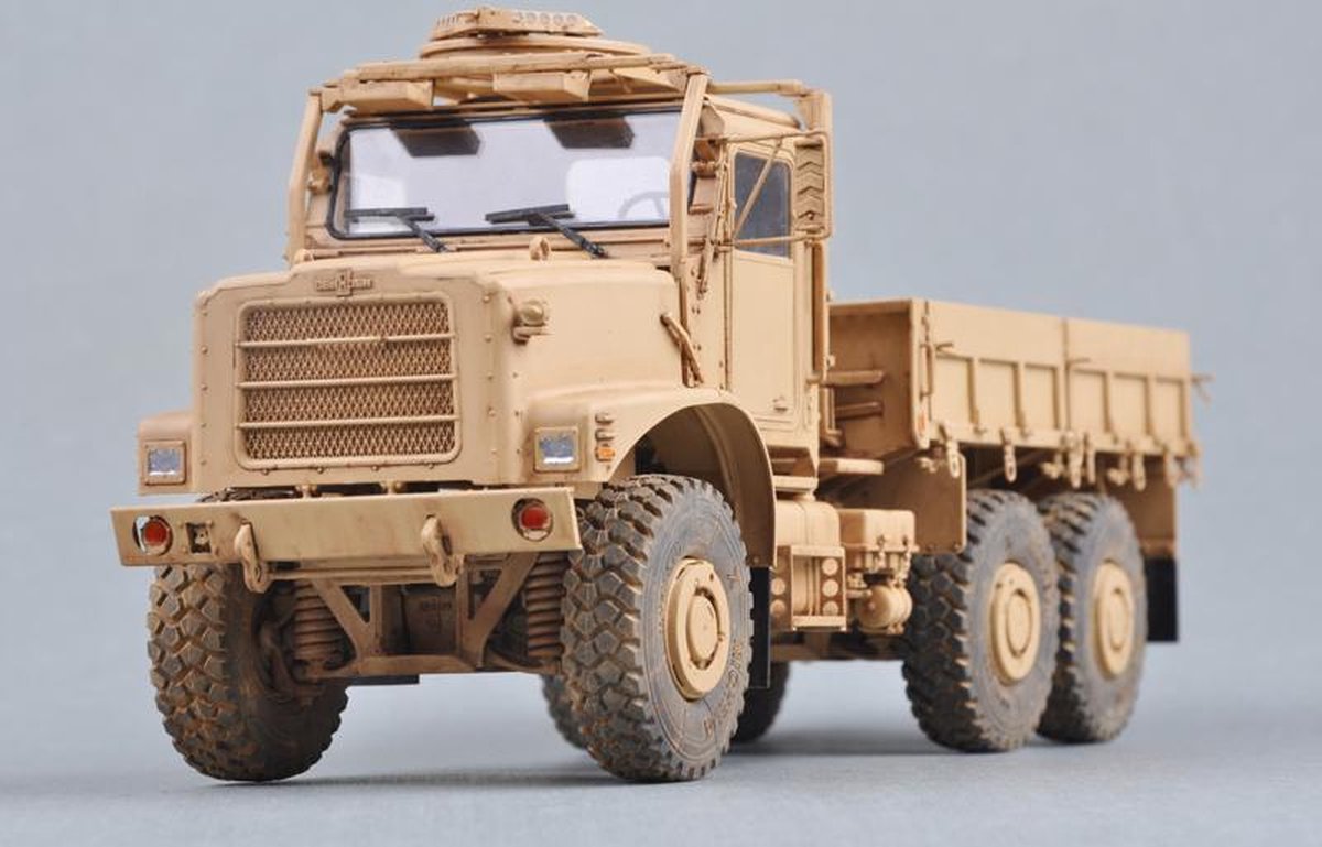 Trumpeter Modelbouwpakket Militaire voertuigen - 01011 Mk.23 MTVR Cargo Truck - Amerikaanse Militaire Vrachtwagen Plastic - 1:35 - Modelbouw