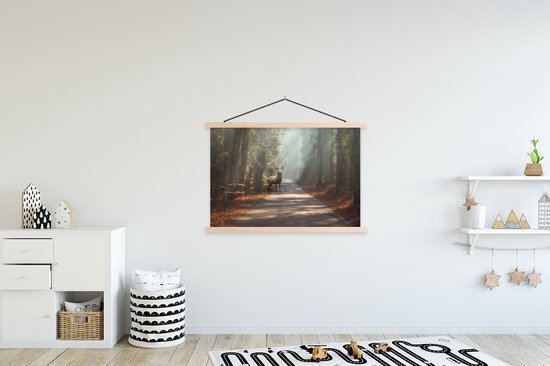 Porte-affiche avec affiche - Affiche scolaire - Cerf - Forêt - Rayons de soleil - 120x80 cm - Lattes vierges