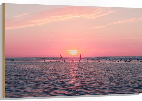 Hout - Roze Zonsondergang aan Zee met Meeuwen - 120x80 cm - 9 mm dik - Foto op Hout (Met Ophangsysteem)