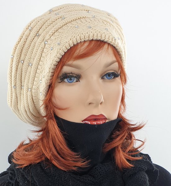 Dubbel gebreide wintermuts baret met strass stenen kleur beige maat one size