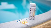 PoolPlaza - Teststrips - 5 in 1 - Watertesters - 50 Teststrips - Waterkwaliteit zwembad - Wateronderhoud