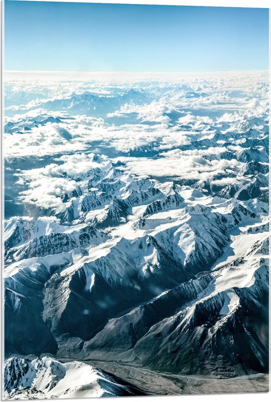 Acrylglas - Berglandschap met Sneeuw vanaf Boven - 60x90 cm Foto op Acrylglas (Met Ophangsysteem)