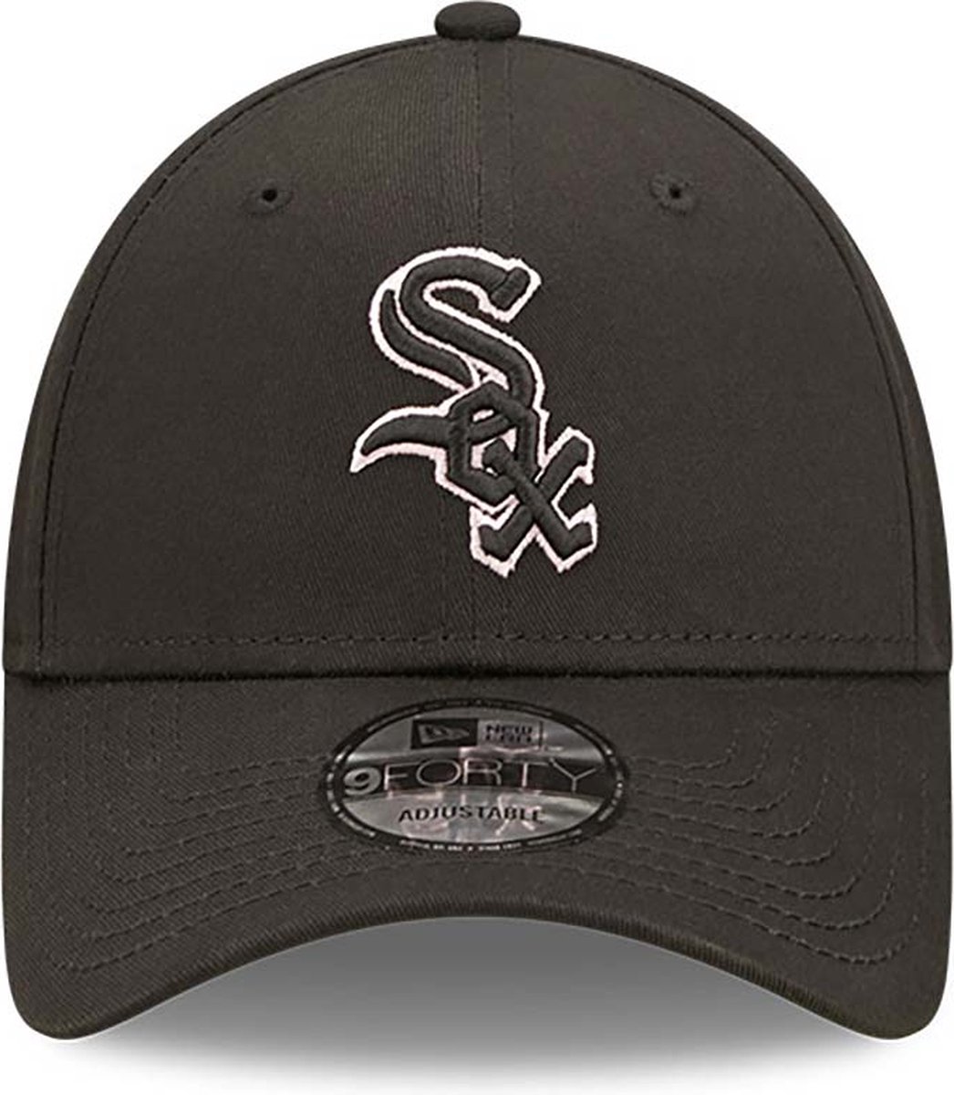 Chicago White Sox Team Outline Black 9FORTY Adjustable Cap