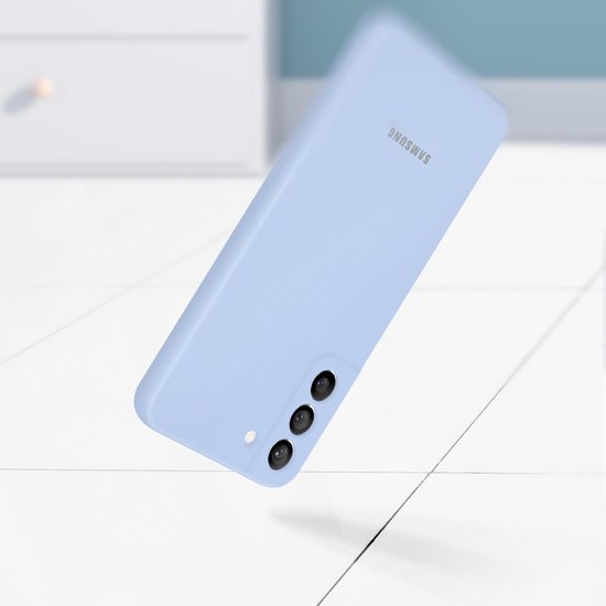 Lichtblauwe Samsung telefoonhoes zwevend met cameralensuitsparing.