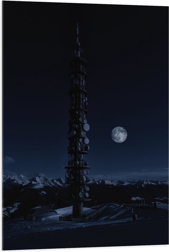 WallClassics - Acrylglas - Elektriciteitsmast in de Nacht met de Maan aan de Hemel - 70x105 cm Foto op Acrylglas (Wanddecoratie op Acrylaat)