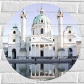 WallClassics - Muursticker Cirkel - Karlskirche kerk - Oostenrijk - 50x50 cm Foto op Muursticker
