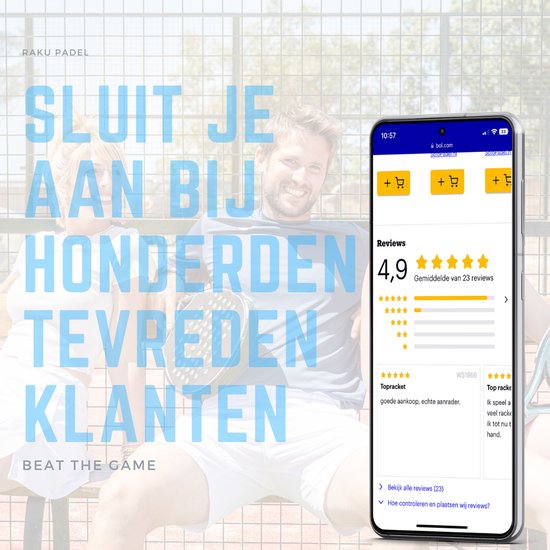 Telefoon met reviews van "RAKU PADEL", met een lachende man en vrouw op de achtergrond.