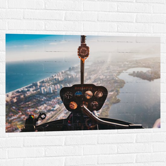 WallClassics - Muursticker - Uitzicht vanuit Helikopter op Stad - 105x70 cm Foto op Muursticker