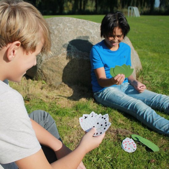 Thumbnail van een extra afbeelding van het spel Kikkerland Huckleberry Leaf Cards - Kaartspel - Bladvormig