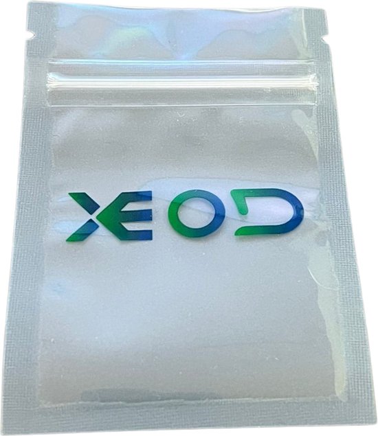 Een luchtdicht zakje met het logo 'XEOD' in blauwe en groene letters.