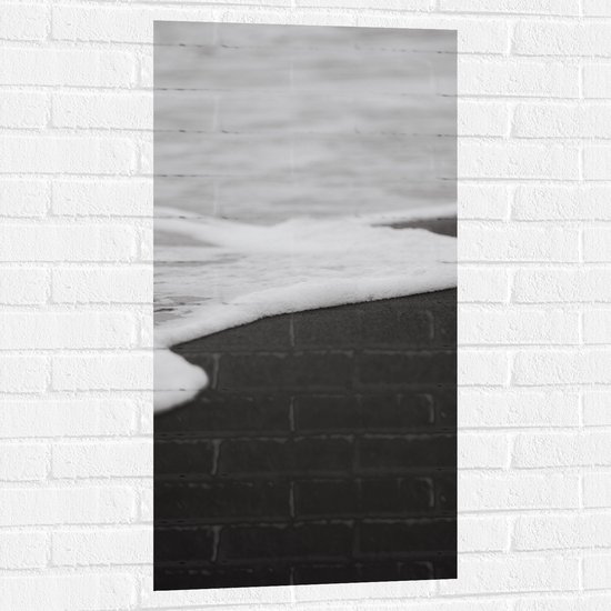 WallClassics - Muursticker - Schuim van Golf (zwart/wit) - 50x100 cm Foto op Muursticker