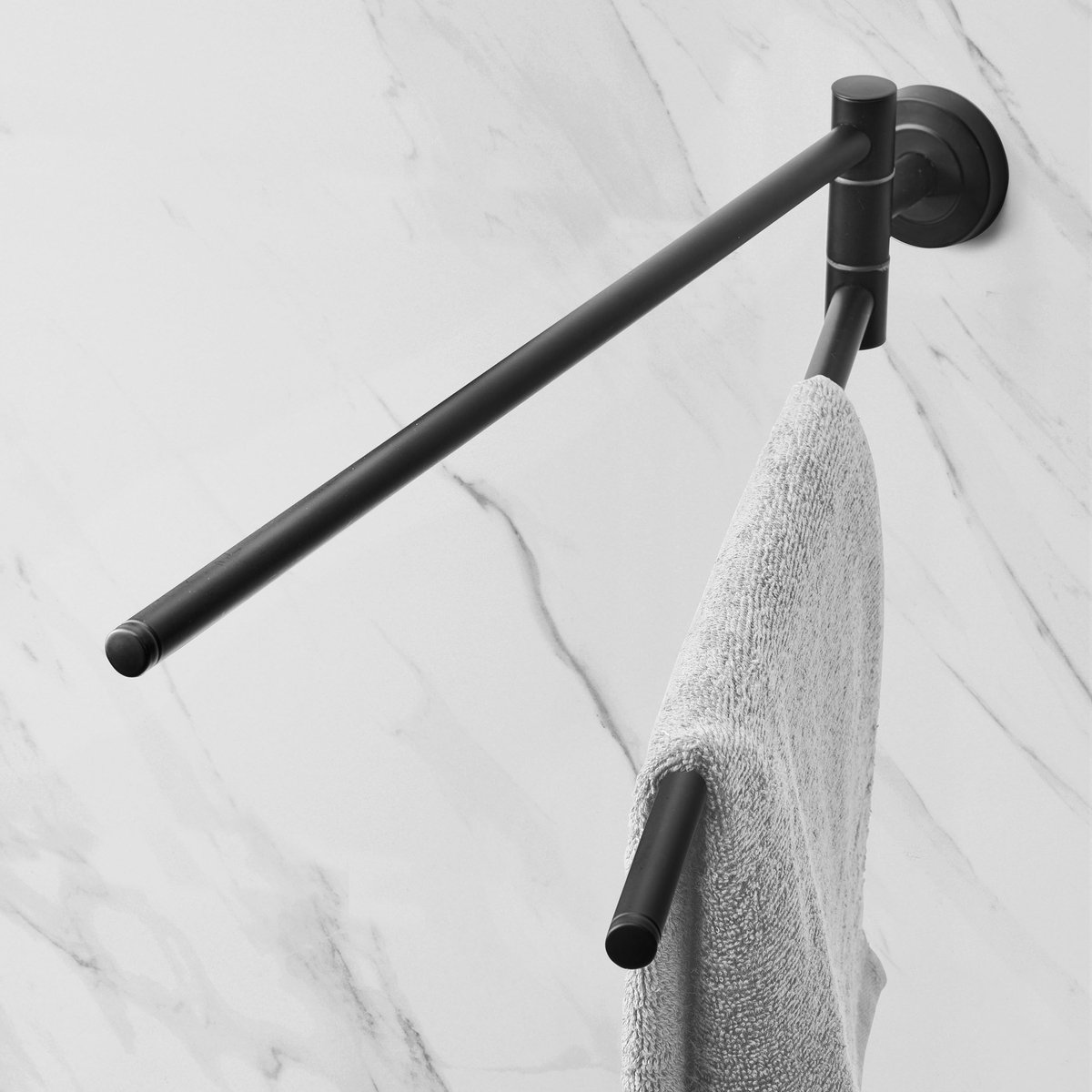 AMARE Arm Handdoekhouder - 2 stuks - RVS - Gemakkelijk schoon te maken - Schroeven inbegrepen - Zwart - 43,5 cm