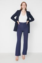 Trendyol Vrouwen Lang Hoge taille Direct Marineblauwe, recht gesneden, geribde, gestikte geweven broek met hoge taille TWOSS21PL0093