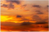 Poster Glanzend – Oranje Lucht door Zonsondergang - 105x70 cm Foto op Posterpapier met Glanzende Afwerking