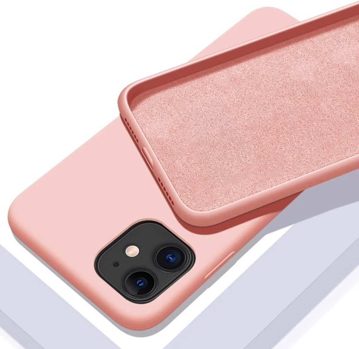 Apple iPhone 13 Telefoonhoesje Roze - Siliconen - Mat - Bumper - Shockproof - Softcase