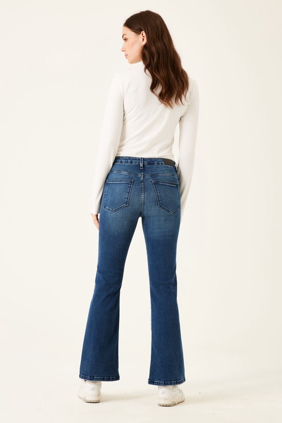 Mango jeans celia sale