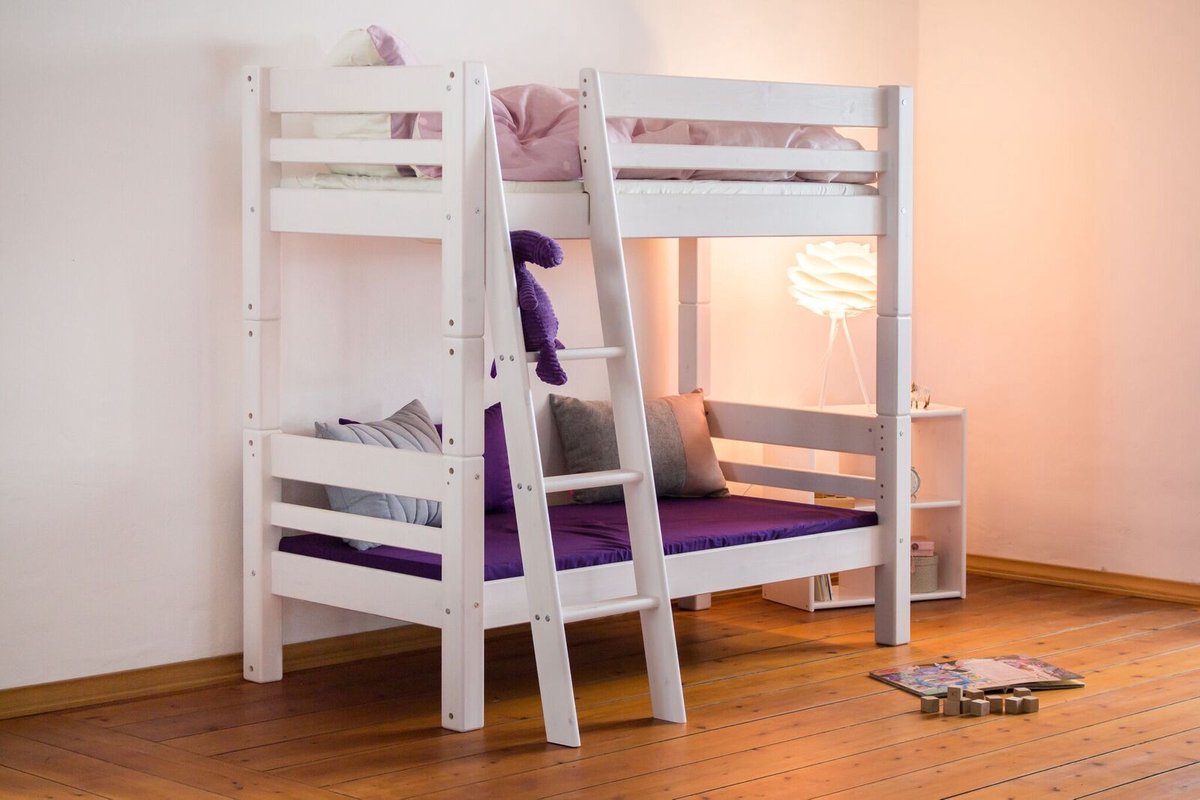 MOJO Stapelbed schuine ladder White Wash 70 x 160 cm - inclusief montage