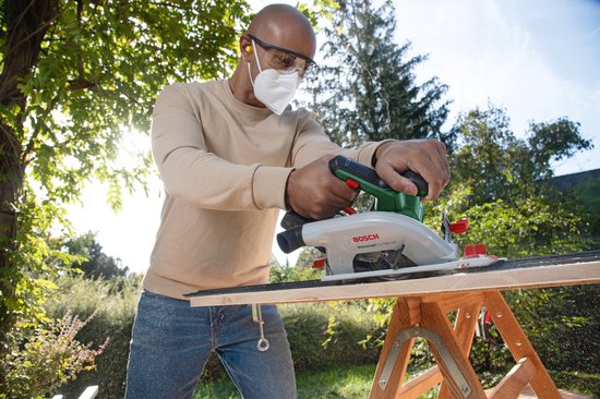 Bosch UniversalCirc 18V-53 Accu cirkelzaag - Zonder 18V accu en lader