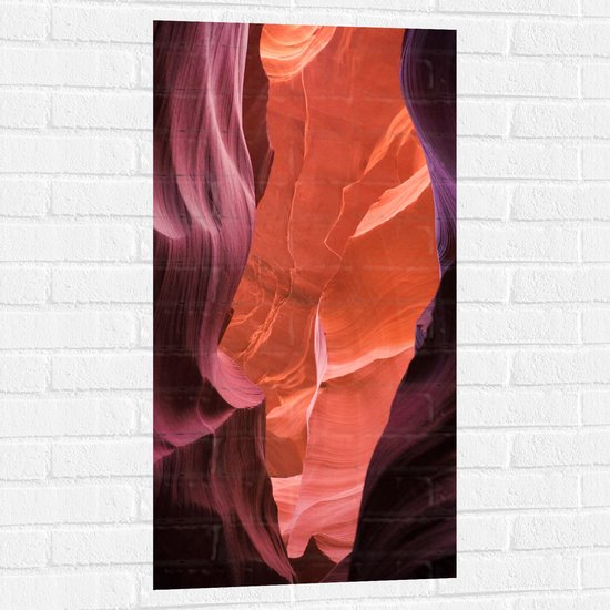 WallClassics - Muursticker - Antelope Canyon Ravijn - 50x100 cm Foto op Muursticker