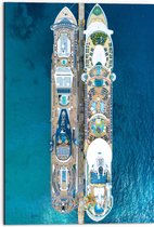 WallClassics - Dibond - Grote Cruise Schepen - 50x75 cm Foto op Aluminium (Wanddecoratie van metaal)
