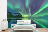 Behang - Fotobehang Aurora - Nacht - Zee - Breedte 390 cm x hoogte 260 cm