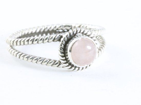 Opengewerkte zilveren ring met rozenkwarts - maat 21