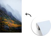 Behang - Fotobehang Mist over Cradle Mountain - Breedte 150 cm x hoogte 220 cm