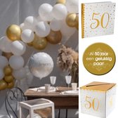 Goud met witte set voor een 50-jarig jubileum met gastenboek, moneybox, buttons en ballonboog - jubileum - 50 jaar