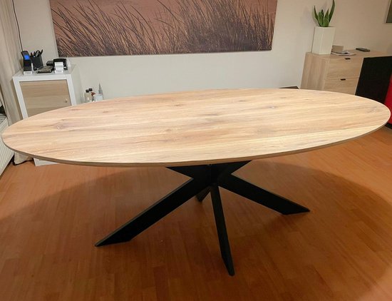 Jason's WOOD - Ovale eettafel met matrix-poot 160 x 85