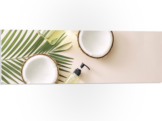PVC Schuimplaat - Cosmetica Flesjes met Palmblad en Kokosnoten - 90x30 cm Foto op PVC Schuimplaat (Met Ophangsysteem)