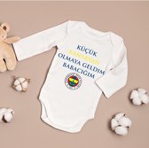 Baby romper met je favoriete turkse voetbalclubs Fenerbahce - Galatasaray - Besiktas - Trabzonspor - Maat 74 lange mouwen - Baby aankondiging