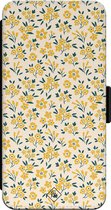Casimoda® bookcase - Geschikt voor iPhone 14 - Hoesje met pasjeshouder - Yellow Garden - Geel - Kunstleer