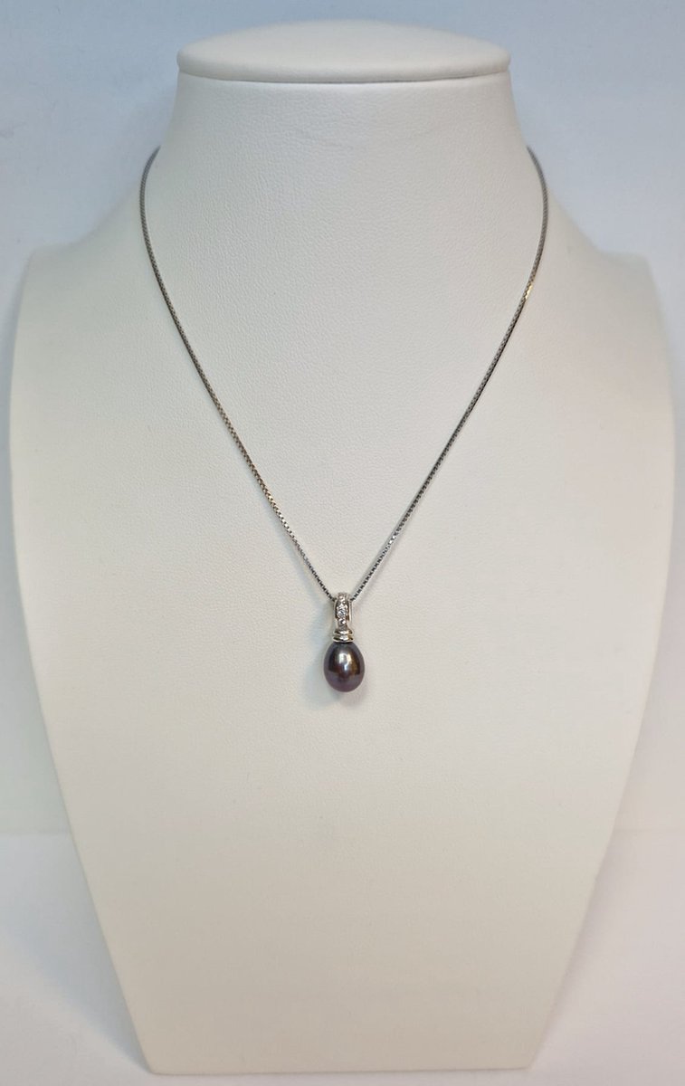 Witgouden Hanger - 14 karaat – diamant – 0.09crt - Biwa parel - uitverkoop Juwelier Verlinden St. Hubert - van €765,= voor €619,=