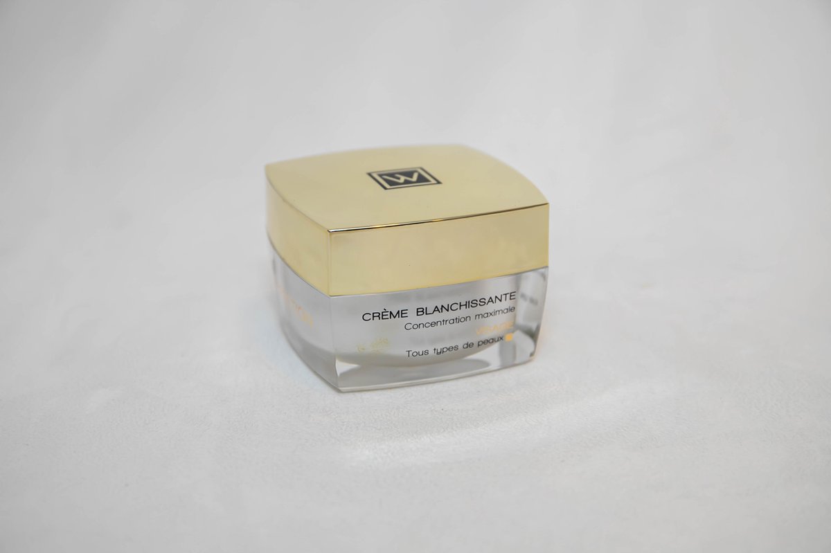 HT26 – 50ml White Essence Verhelderende Gezichtscrème – Crème Blanchissante met Shea Butter, Amandelolie & Aloe Vera – Hydraterend & Egaliserend – Tegen Pigmentvlekken
