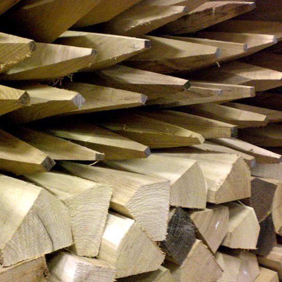 Robinia Gekloofd Gezaagde Palen 180cm