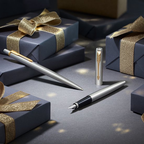 Parker IM Duo Set | Vulpen, balpen en pennenetui | Zwarte lak met chromen afwerking | Medium punt | Blauwe inktvullingen | Het ideale afstudeercadeau