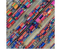 WallClassics - Poster Glanzend – Zeecontainers in de Haven gestapeld - 50x50 cm Foto op Posterpapier met Glanzende Afwerking