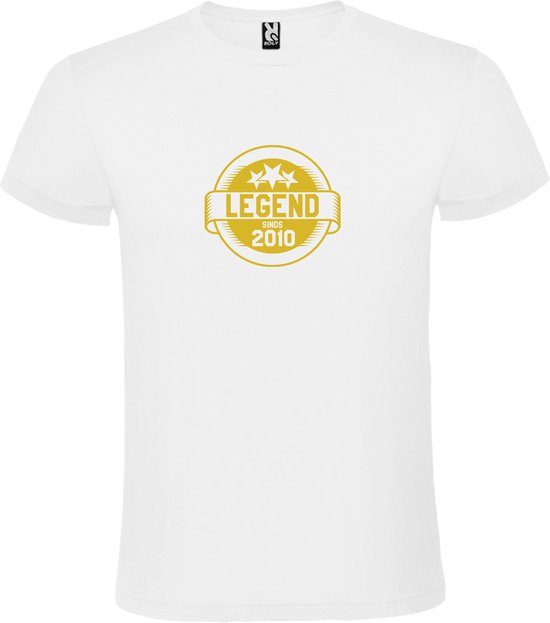 Wit T-Shirt met “Legend sinds 2010 “ Afbeelding Goud Size XXXXXL