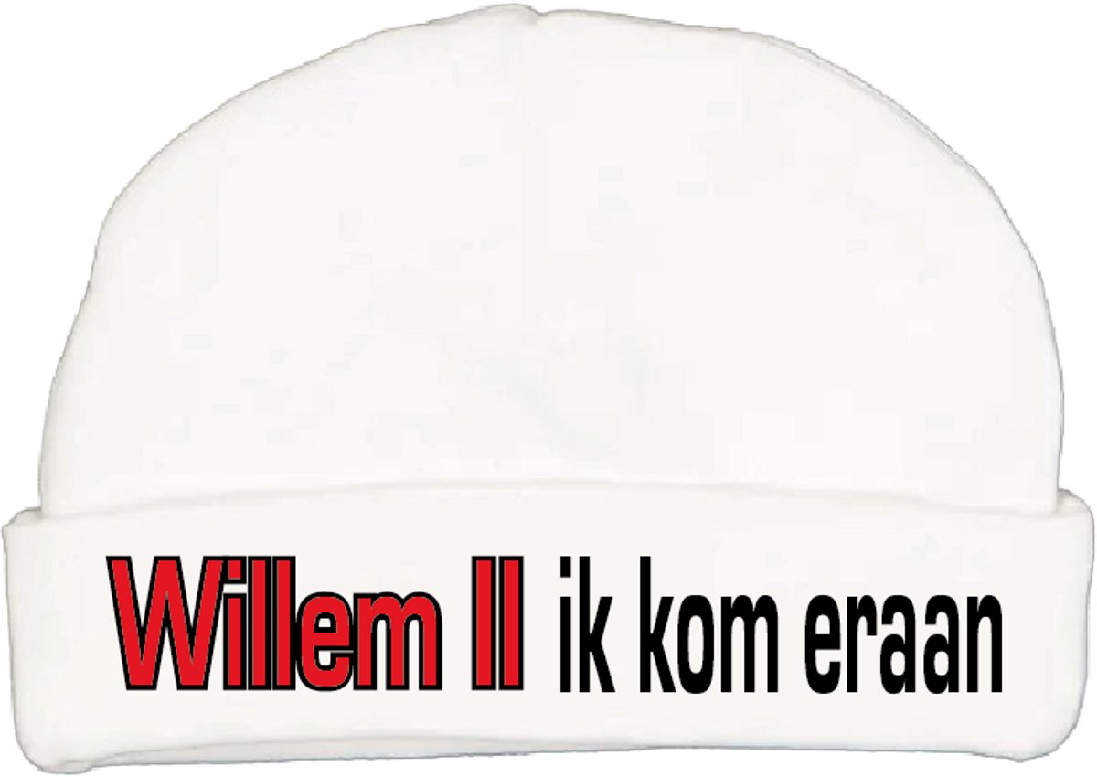 Babymutsje met de tekst: Willem II ik kom eraan !