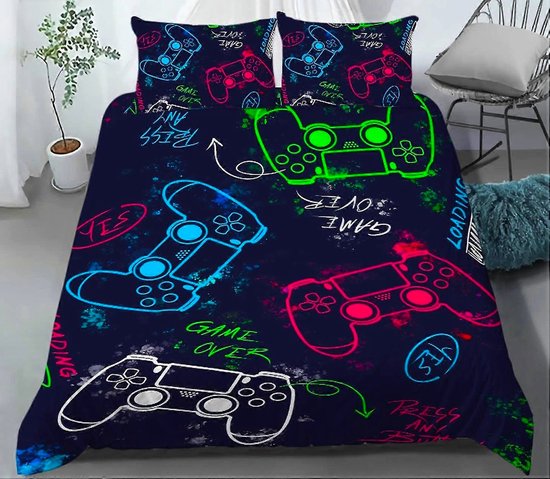 1-persoons jongens dekbedovertrek (dekbed hoes) "gamer for life" zwart met allerlei game controllers in felle neon kleuren (roze, groen, wit en blauw) van Playstation / spelcomputer eenpersoons 140 x 200 cm (stoer beddengoed tieners)